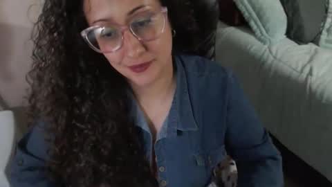 Snapshot of zoe_koller chatting on 11/28/25, 08:11 Zoe Koller online show from 11/28/25, 08:11