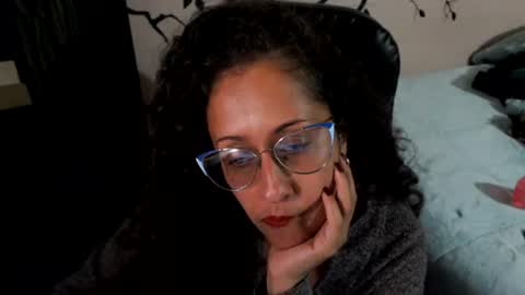 Snapshot of zoe_koller chatting on 06/19/26, 03:00 Zoe Koller online show from 06/19/26, 03:00
