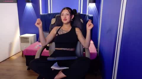 zoe  online show from 03/26/26, 03:23