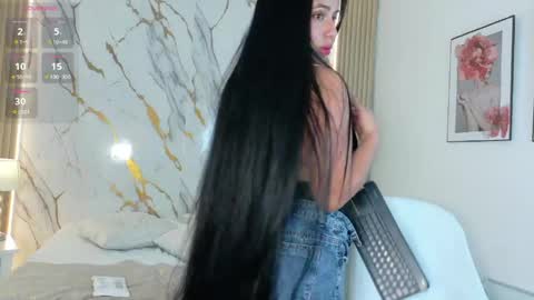 zoe_longhair online show from 05/23/26, 08:02