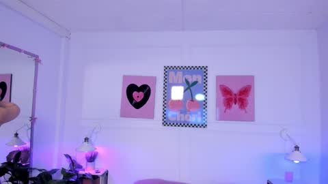 Zoe Lynch online show from 12/01/25, 11:37