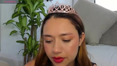 zoe_maddison19 online show from 09/18/25, 09:50