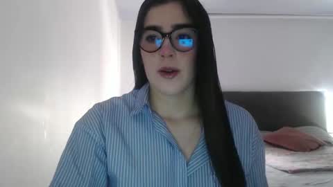 Zoe online show from 02/20/26, 04:18