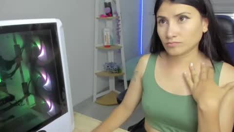 Zoe online show from 01/16/26, 03:21