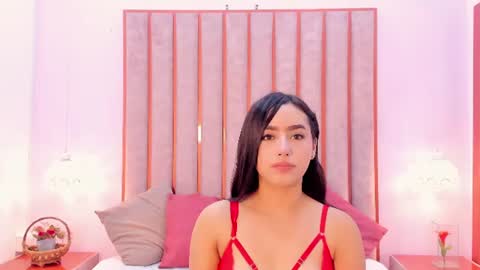 Zoe Monrow online show from 07/08/26, 12:20