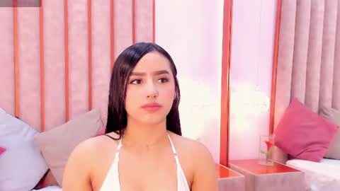 Zoe Monrow online show from 07/11/26, 12:08