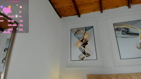 zoe_moon__ online show from 05/22/26, 11:16