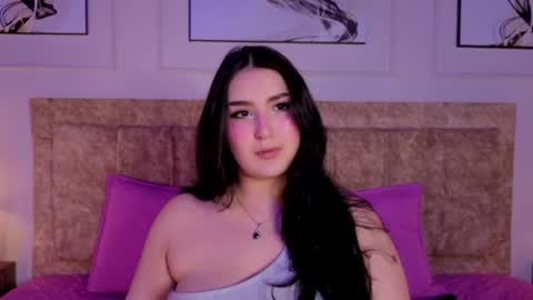 Snapshot of zoe_moon__ chatting on 07/10/26, 11:57 zoe_moon__ online show from 07/10/26, 11:57