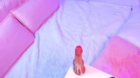 Zoe online show from 01/28/25, 05:56