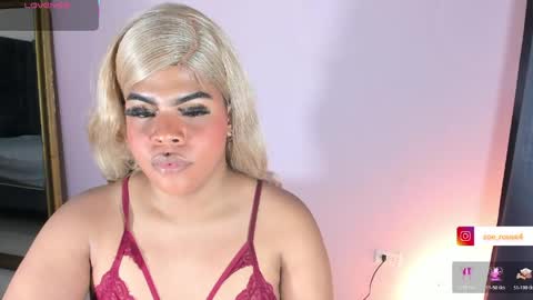 zoe_rosee4 online show from 04/28/26, 09:14