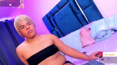 zoe_rosee4 online show from 06/12/26, 11:09