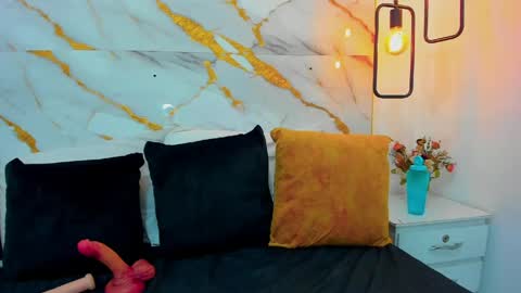 Zoe online show from 05/27/26, 01:57