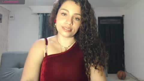zoe tai online show from 05/10/26, 07:13