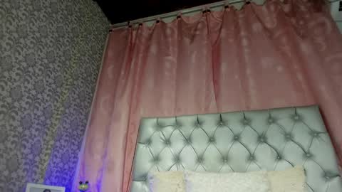 Snapshot of zoe_tamara chatting on 04/07/26, 01:22 zoe tamara online show from 04/07/26, 01:22