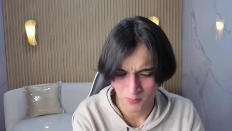 Zoe online show from 11/30/25, 12:53