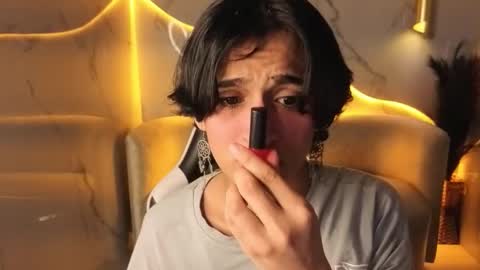 Zoe online show from 12/01/25, 08:03