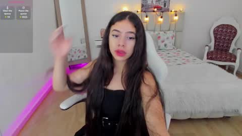 Zoe online show from 02/05/25, 11:12