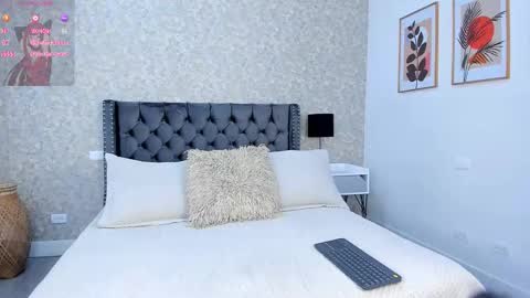 Zoe  online show from 01/11/26, 07:41