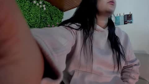 Zoe online show from 10/01/25, 04:40