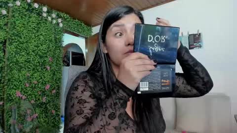 Zoe online show from 10/19/25, 03:51