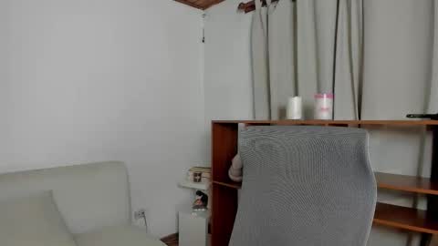 Zoe online show from 02/23/26, 11:24