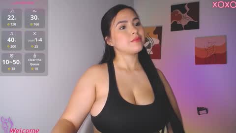 Snapshot of zoebolton1 chatting on 09/18/25, 01:46 Zoe Bolton online show from 09/18/25, 01:46