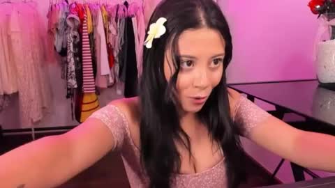 zoecams online show from 03/05/25, 11:49