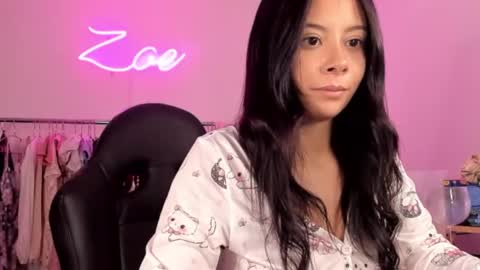 zoecams online show from 03/11/25, 11:26