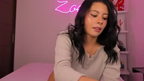 zoecams online show from 05/07/26, 07:52