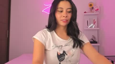 zoecams online show from 07/02/26, 02:44