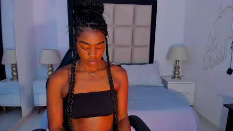 Zoecarrter online show from 09/16/25, 09:05