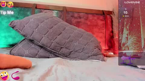 Zoe online show from 01/29/25, 02:42