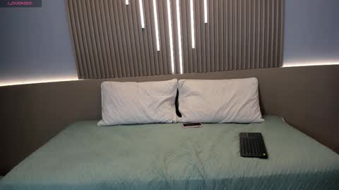 zoee_cute_ online show from 03/14/26, 01:05