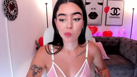  zoee jackson online show from 02/16/25, 09:48