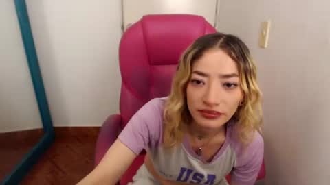 zoe online show from 07/28/26, 01:56