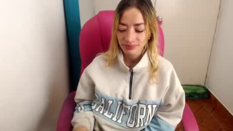 zoe online show from 08/03/26, 09:04