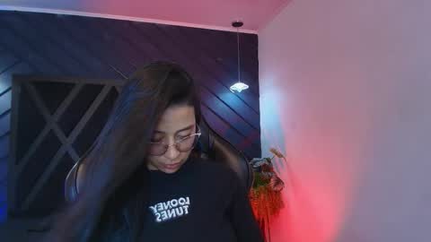 Zoe 3 online show from 03/16/26, 05:17