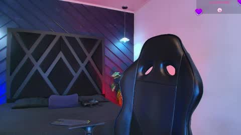 Zoe 3 online show from 03/31/26, 05:46