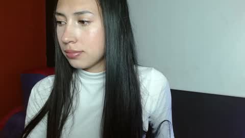 Laura  online show from 12/10/24, 04:02