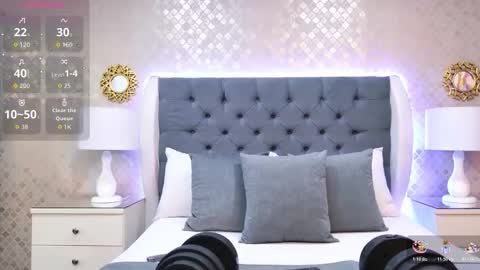 Zoe Krug online show from 12/18/25, 11:49