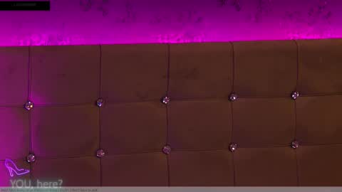 ZoeMesmerize online show from 11/10/25, 03:49