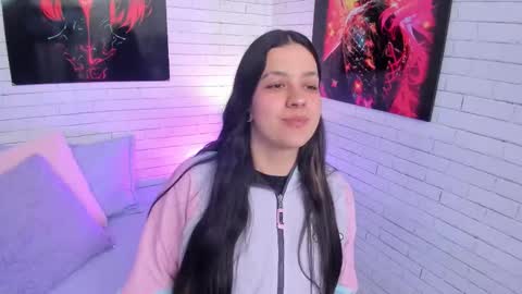 Snapshot of zoemurphy_ chatting on 12/01/25, 06:07 ZOE online show from 12/01/25, 06:07