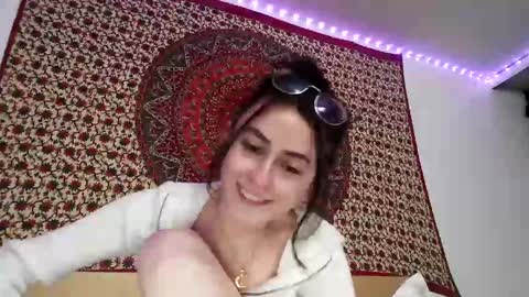 zoepleasing online show from 03/08/25, 07:49