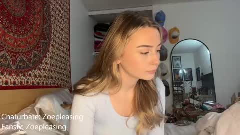 zoepleasing online show from 10/07/25, 12:19