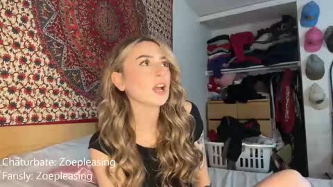 zoepleasing online show from 10/17/25, 01:09