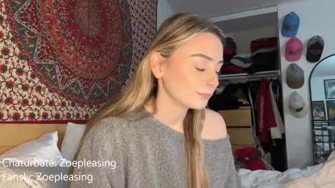 zoepleasing online show from 10/26/25, 12:27