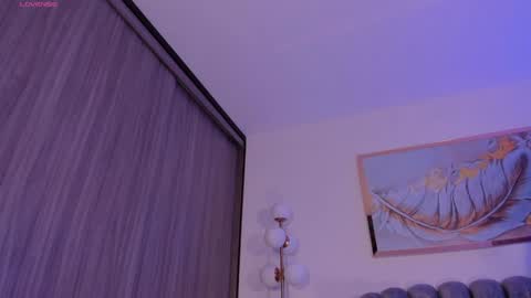 Zoe Presley  online show from 01/18/25, 01:41