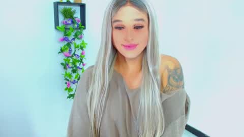 zoeschmmit online show from 07/02/26, 12:32