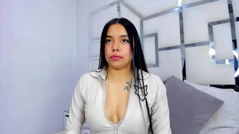 ZoeSwam online show from 10/25/25, 11:40