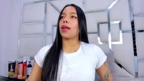 ZoeSwam online show from 11/27/25, 11:34